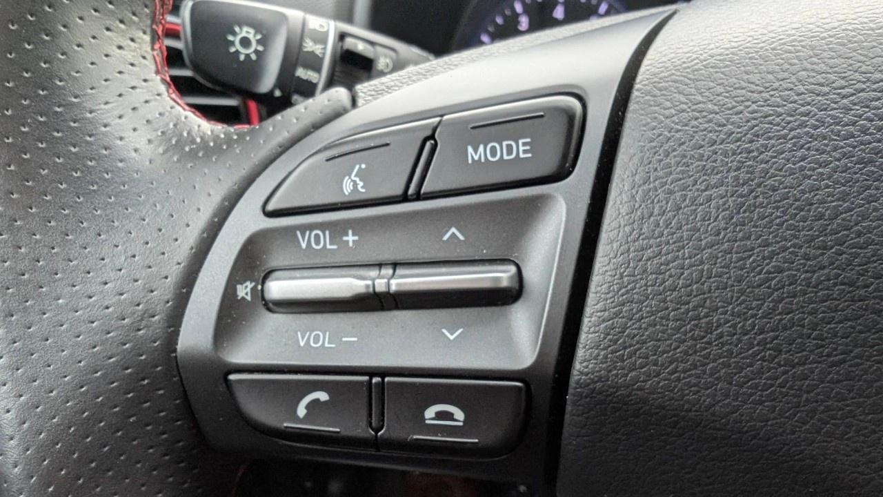 2020 Hyundai KONA 1.6T Ultimate AWD w/Red Colour Pack Photo