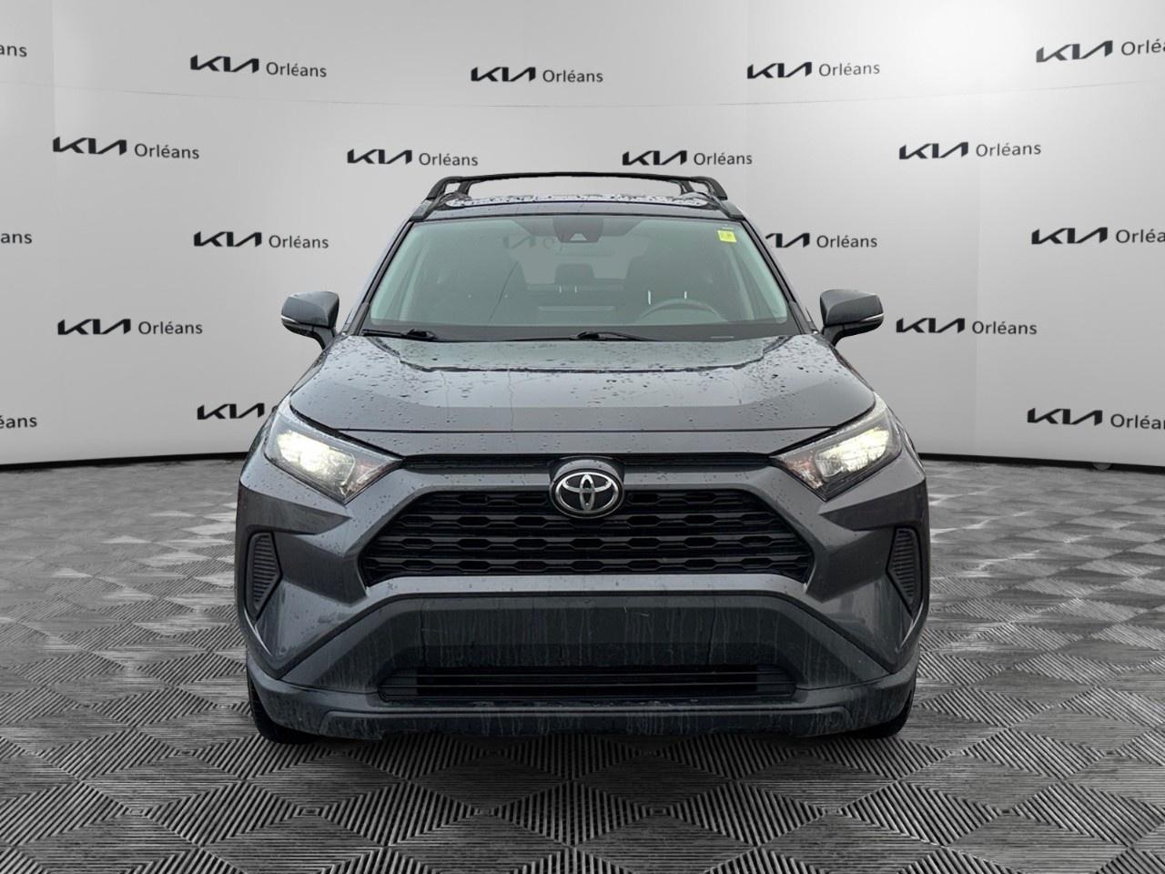2019 Toyota RAV4 AWD LE Photo