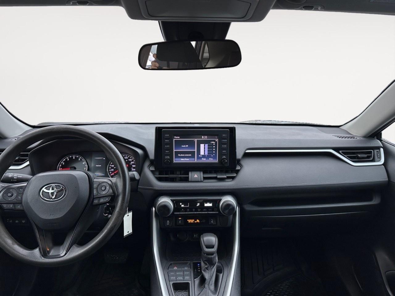 2019 Toyota RAV4 AWD LE Photo