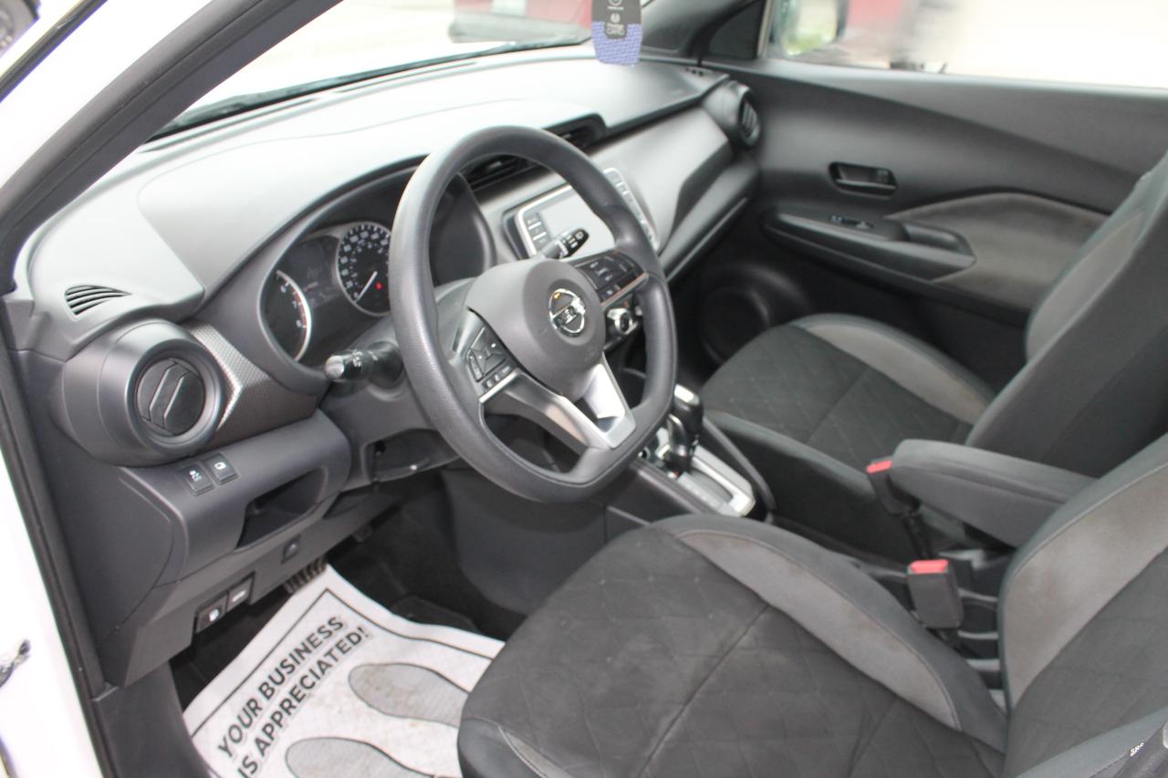 2019 Nissan Kicks S Photo