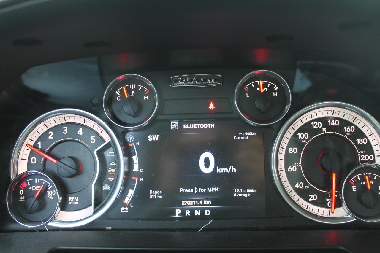 2016 RAM 1500 Laramie Photo