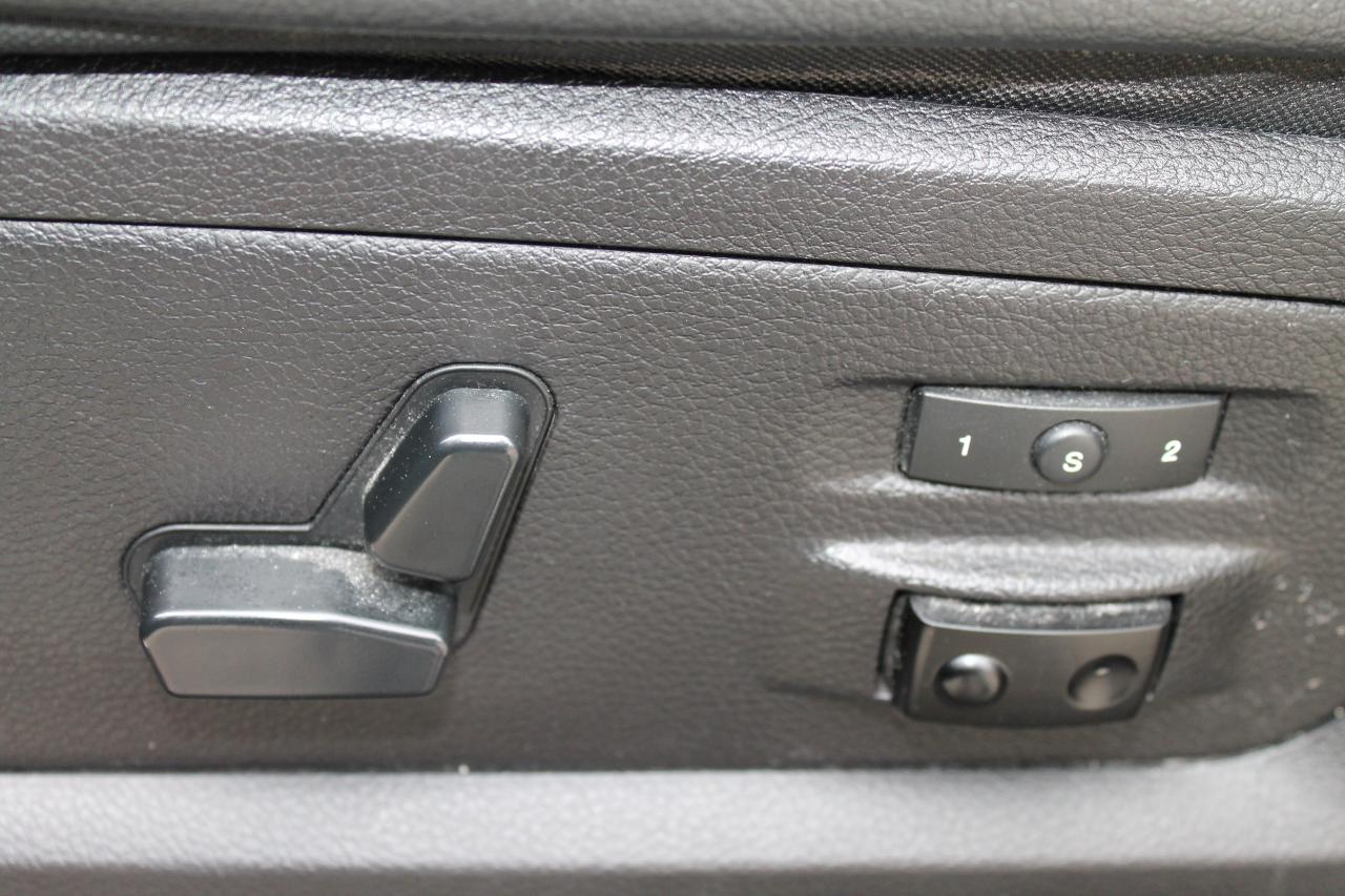 2016 RAM 1500 Laramie Photo