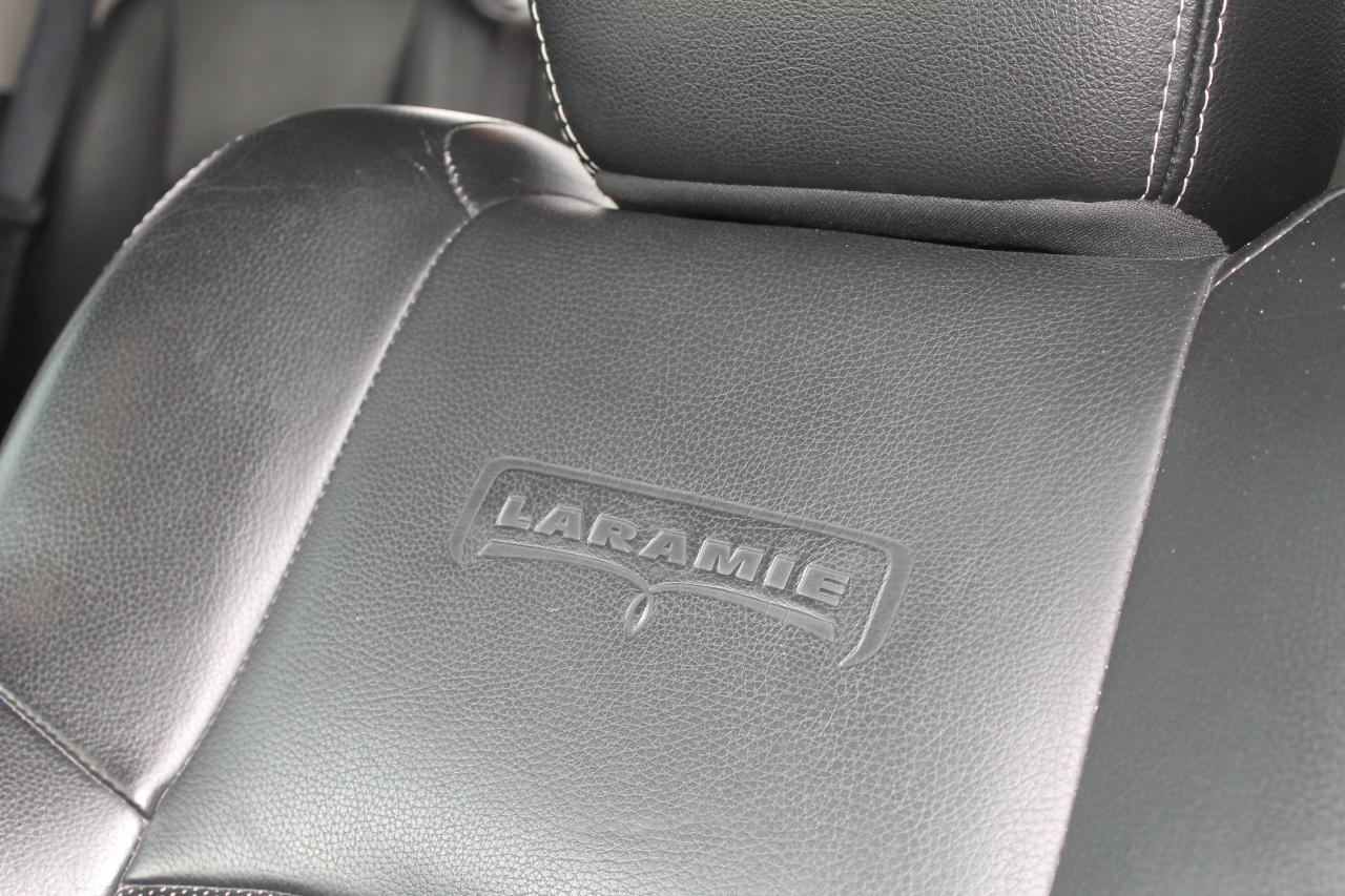 2016 RAM 1500 Laramie Photo