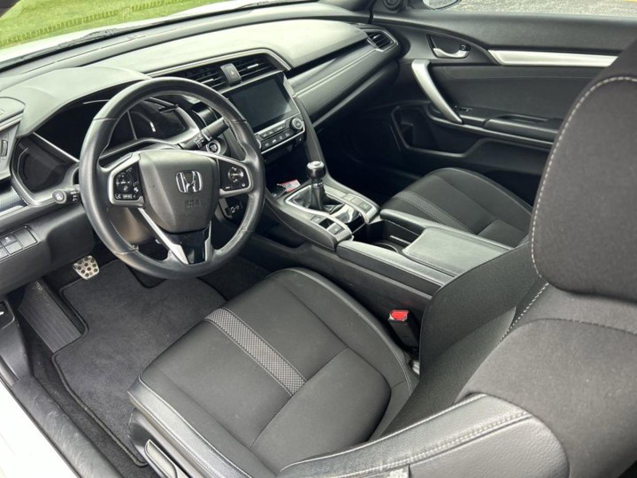 2019 Honda Civic COUPE SPORT Photo