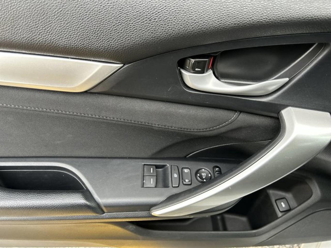 2019 Honda Civic COUPE SPORT Photo