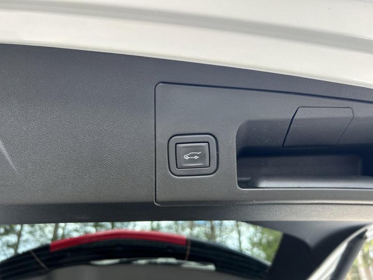 2024 Cadillac XT5 AWD Luxury | Remote Start | Leather Seats | Heated Seats Photo