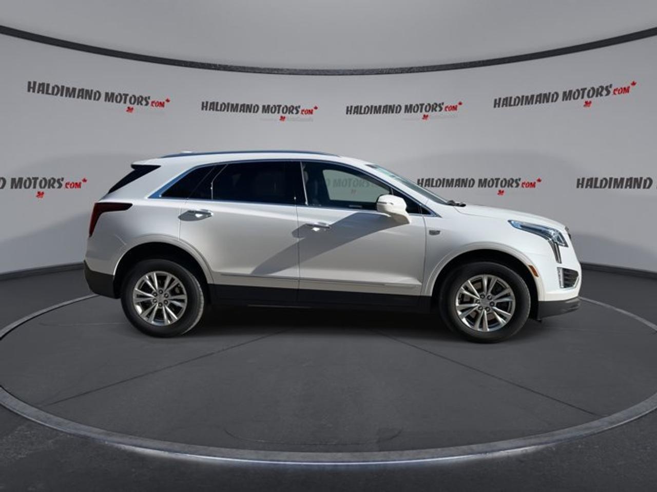 2024 Cadillac XT5 Luxury AWD | Remote Start | Leather Seats | Heated Seats Photo