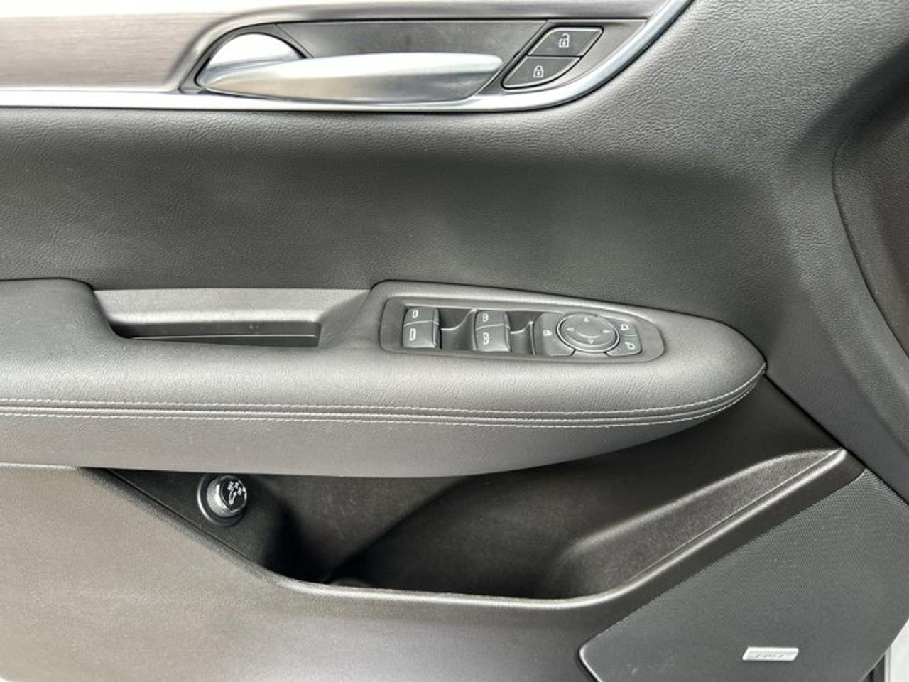 2024 Cadillac XT5 Luxury AWD | Remote Start | Leather Seats | Heated Seats Photo