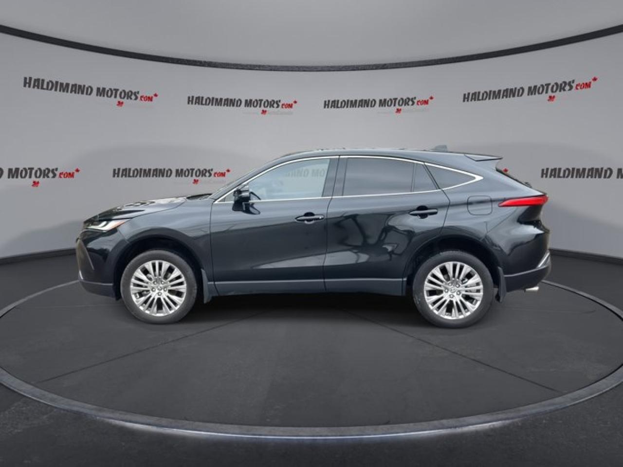 2024 Toyota Venza Limited AWD | Panoramic Roof | 360 Camera |  Leather Seats | Heated Seats Photo