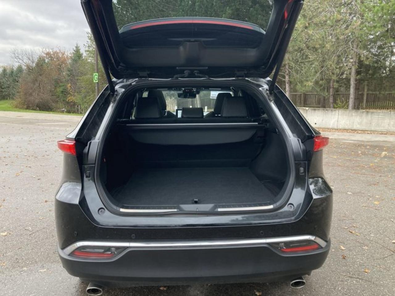 2024 Toyota Venza Limited AWD | Panoramic Roof | 360 Camera |  Leather Seats | Heated Seats Photo