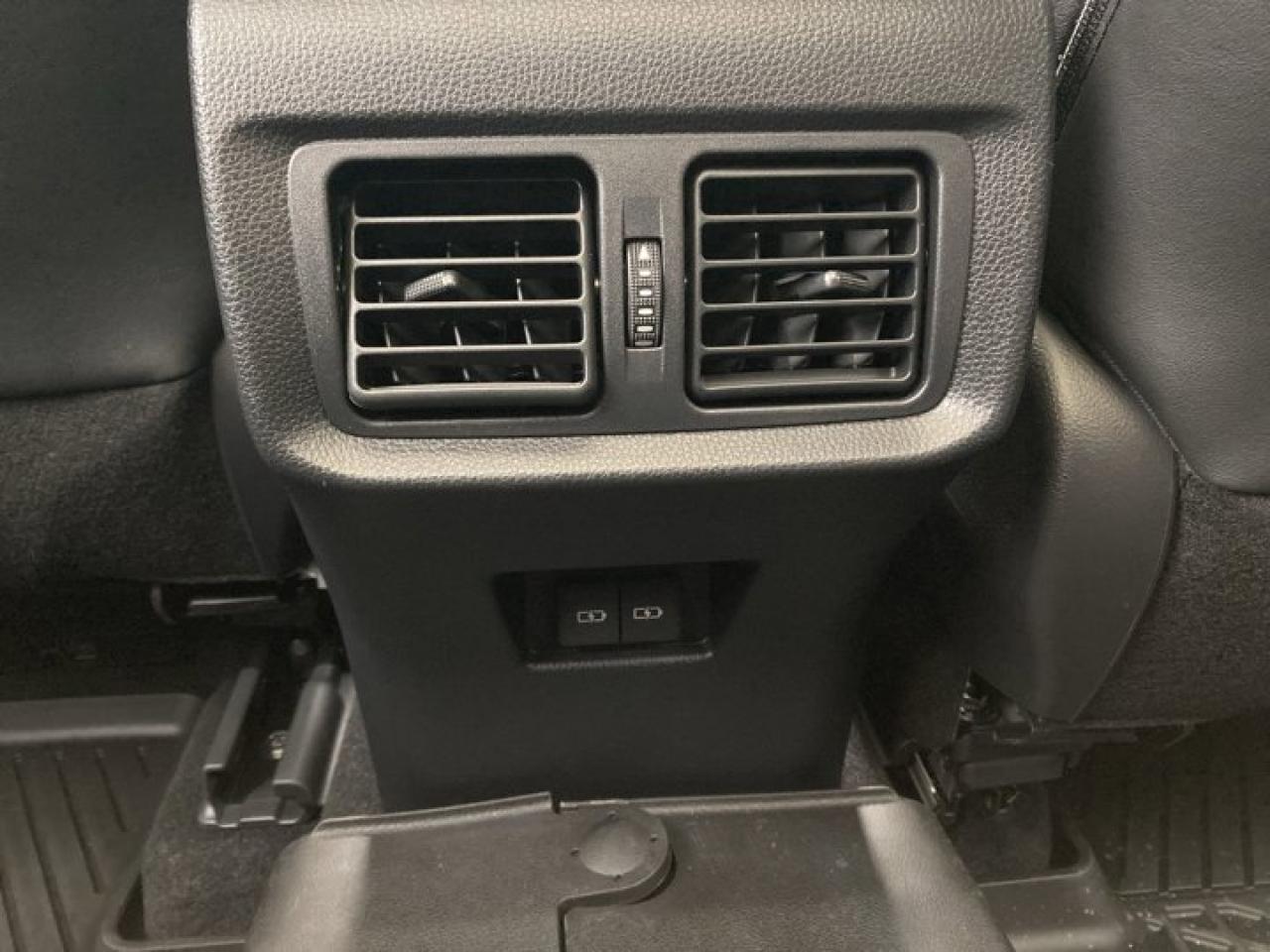 2024 Toyota Venza Limited AWD | Panoramic Roof | 360 Camera |  Leather Seats | Heated Seats Photo