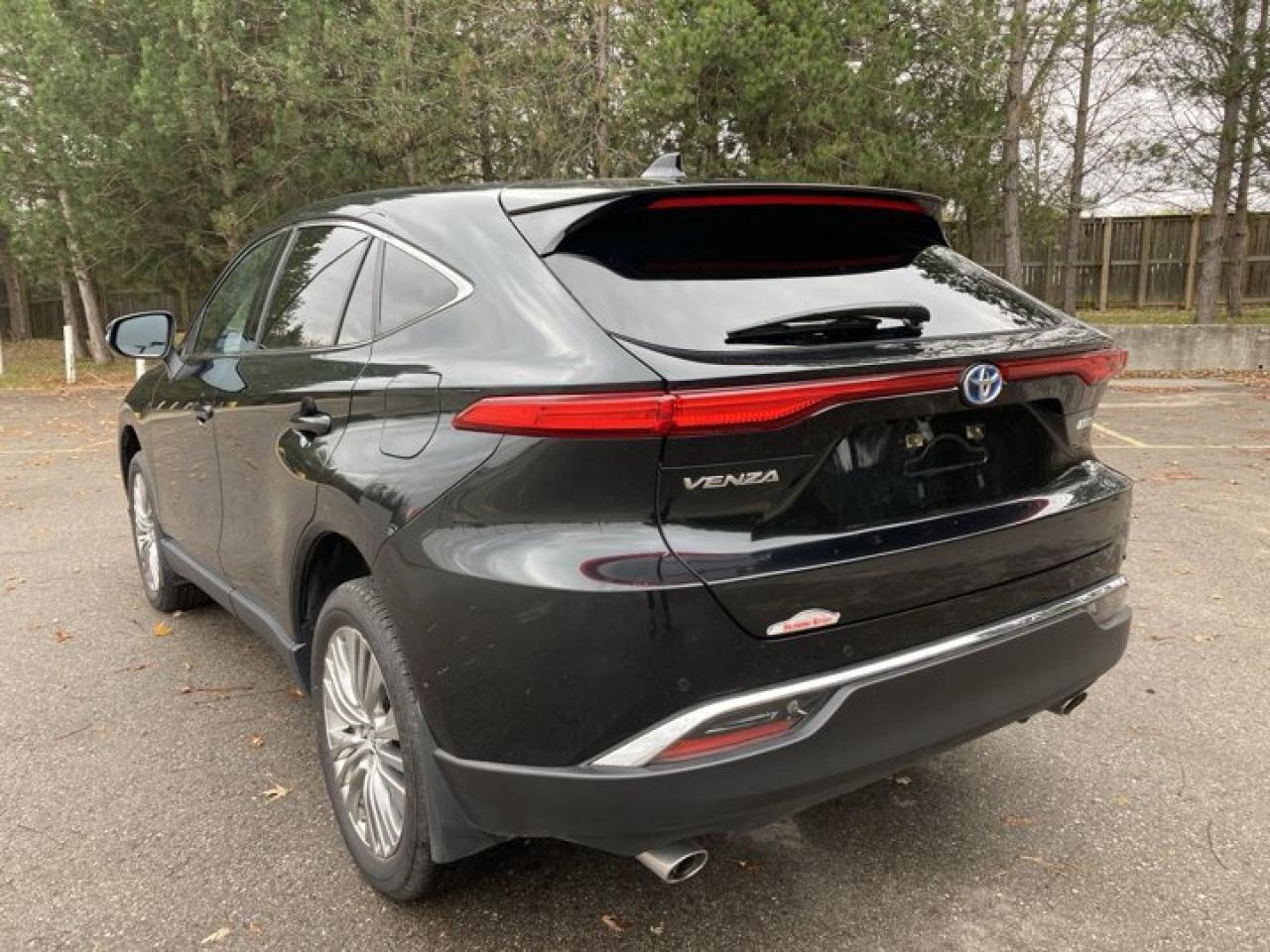 2024 Toyota Venza Limited AWD | Panoramic Roof | 360 Camera |  Leather Seats | Heated Seats Photo