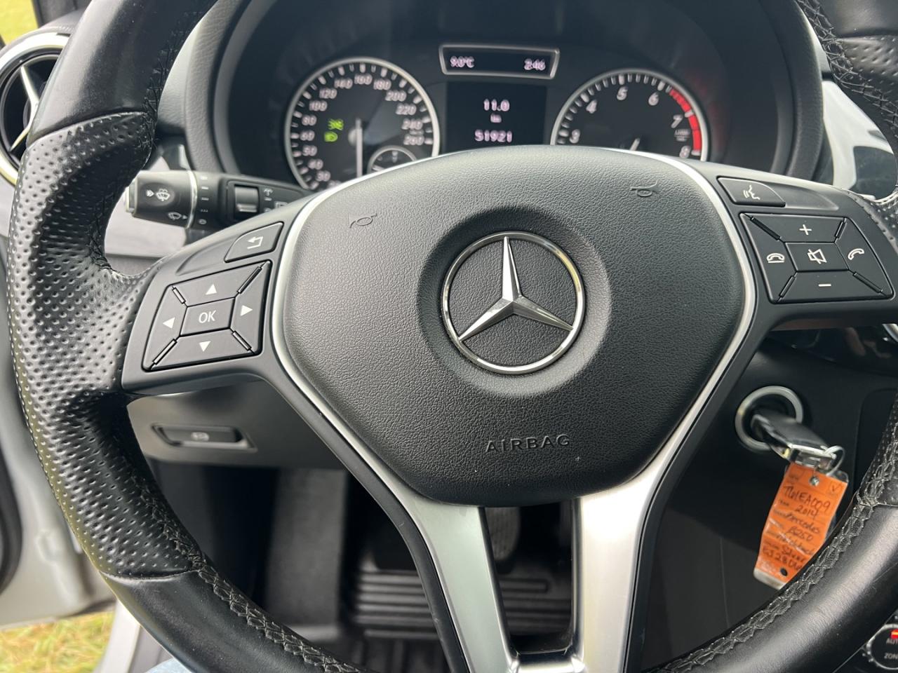 2014 Mercedes-Benz B-Class B250 *Navigation / Panoramic Roof Photo