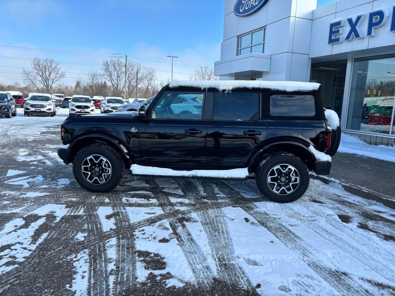2025 Ford Bronco OUTERBANKS, HIGH/LUXURY PACKAGE! 18" RIMS! LEATHER Photo5