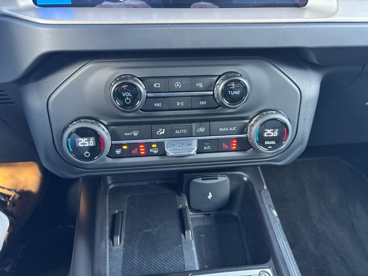 2025 Ford Bronco OUTERBANKS, HIGH/LUXURY PACKAGE! 18" RIMS! LEATHER Photo5