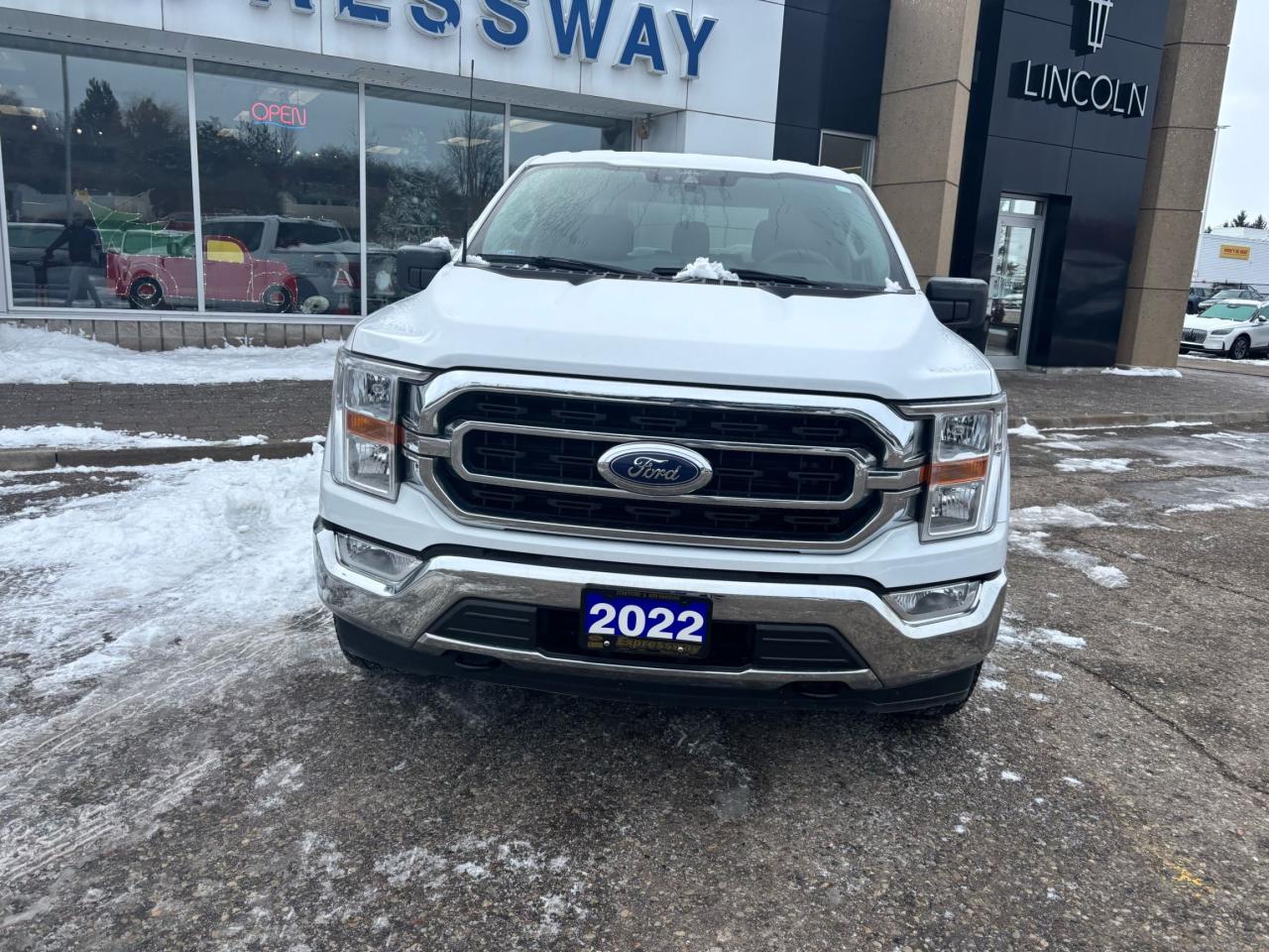 2022 Ford F-150 XTR, 2.7L ECOBOOST! 18" RIMS, REAR CAMERA! Photo5