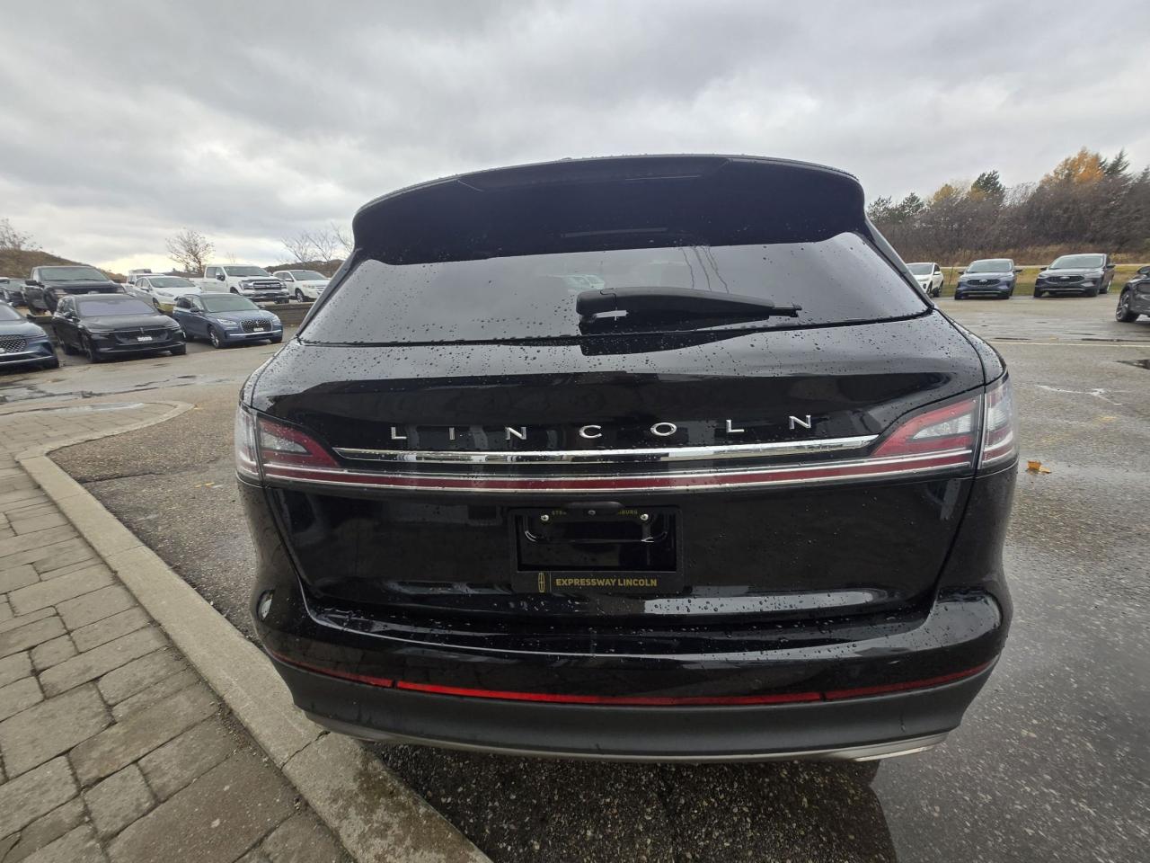 2023 Lincoln Nautilus RESERVE, 2.7L ECOBOOST! 21" RIMS, 22-WAY PWR SEAT! Photo3