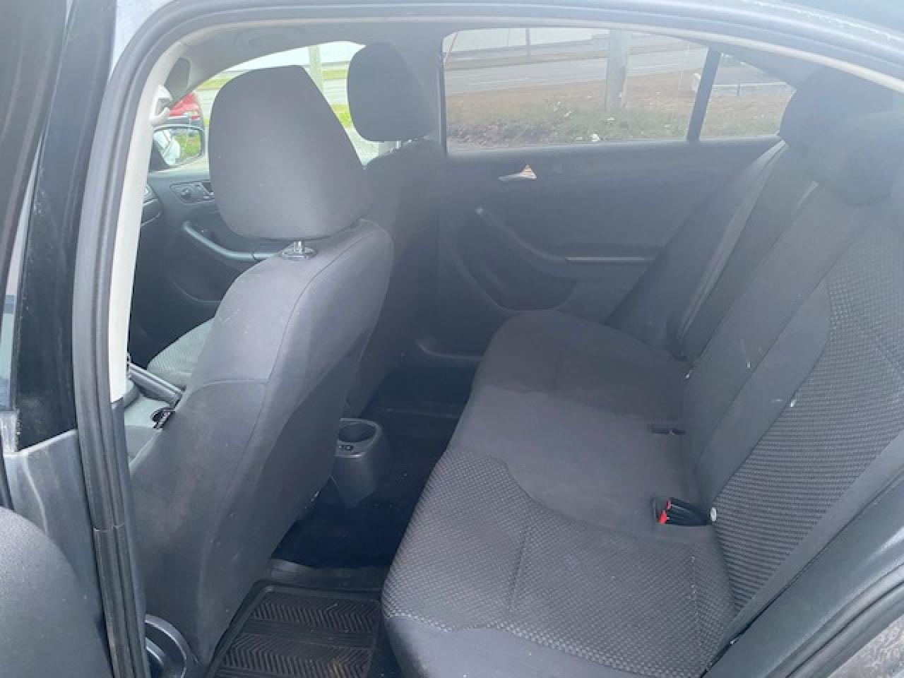 2014 Volkswagen Jetta  - Photo #8