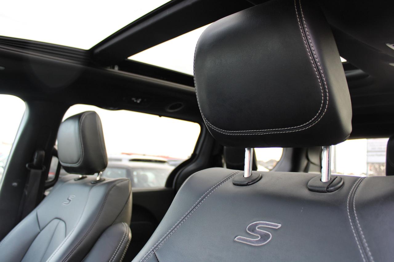 2024 Chrysler Pacifica TOURING-L FWD - Photo #7