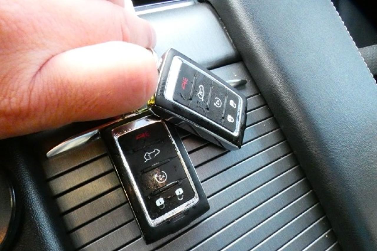 2024 Jeep Wagoneer Series II w/H&C L, pano S/R, NAV, BUC - Photo #22