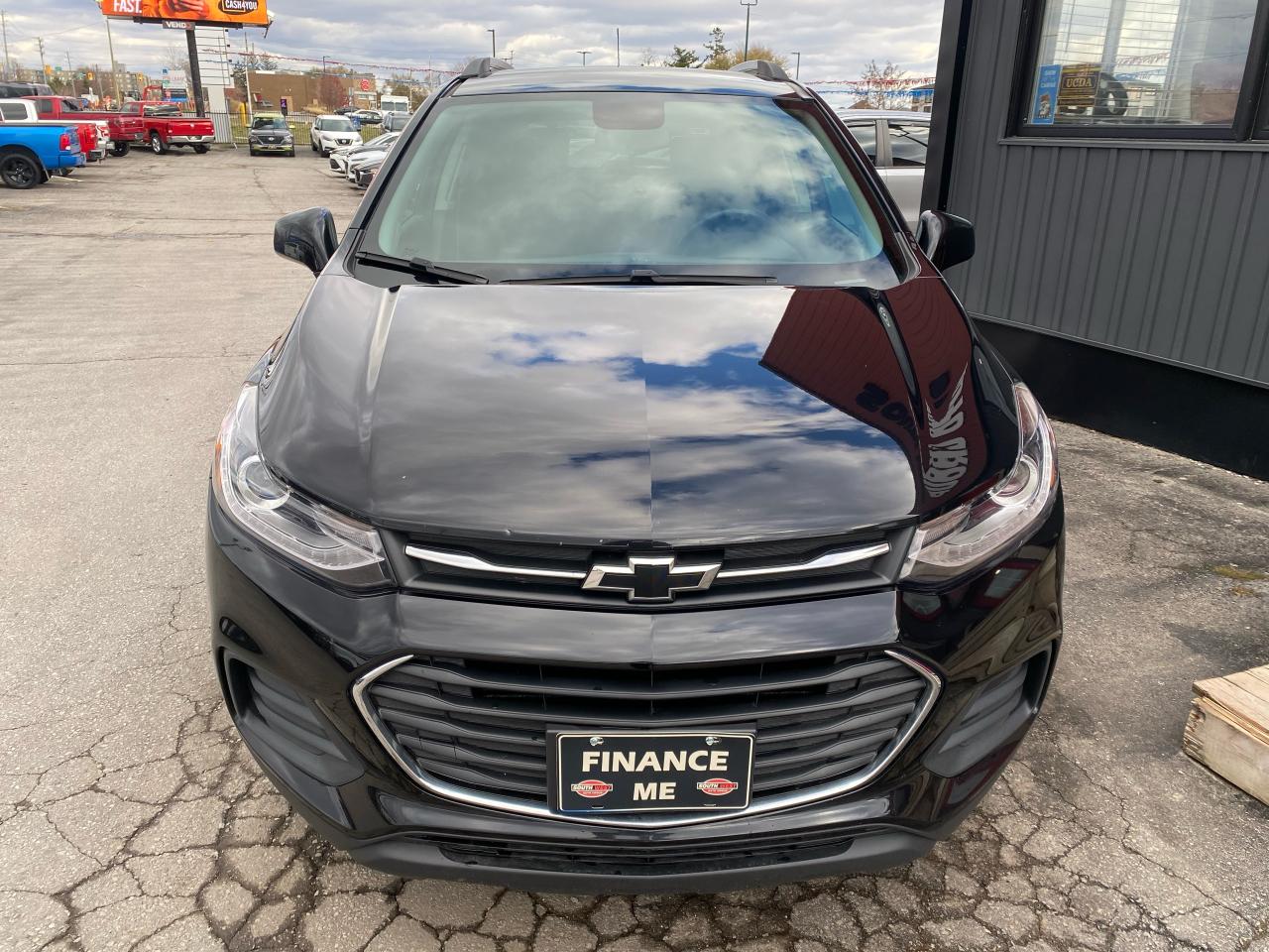 2021 Chevrolet Trax LT - Photo #3