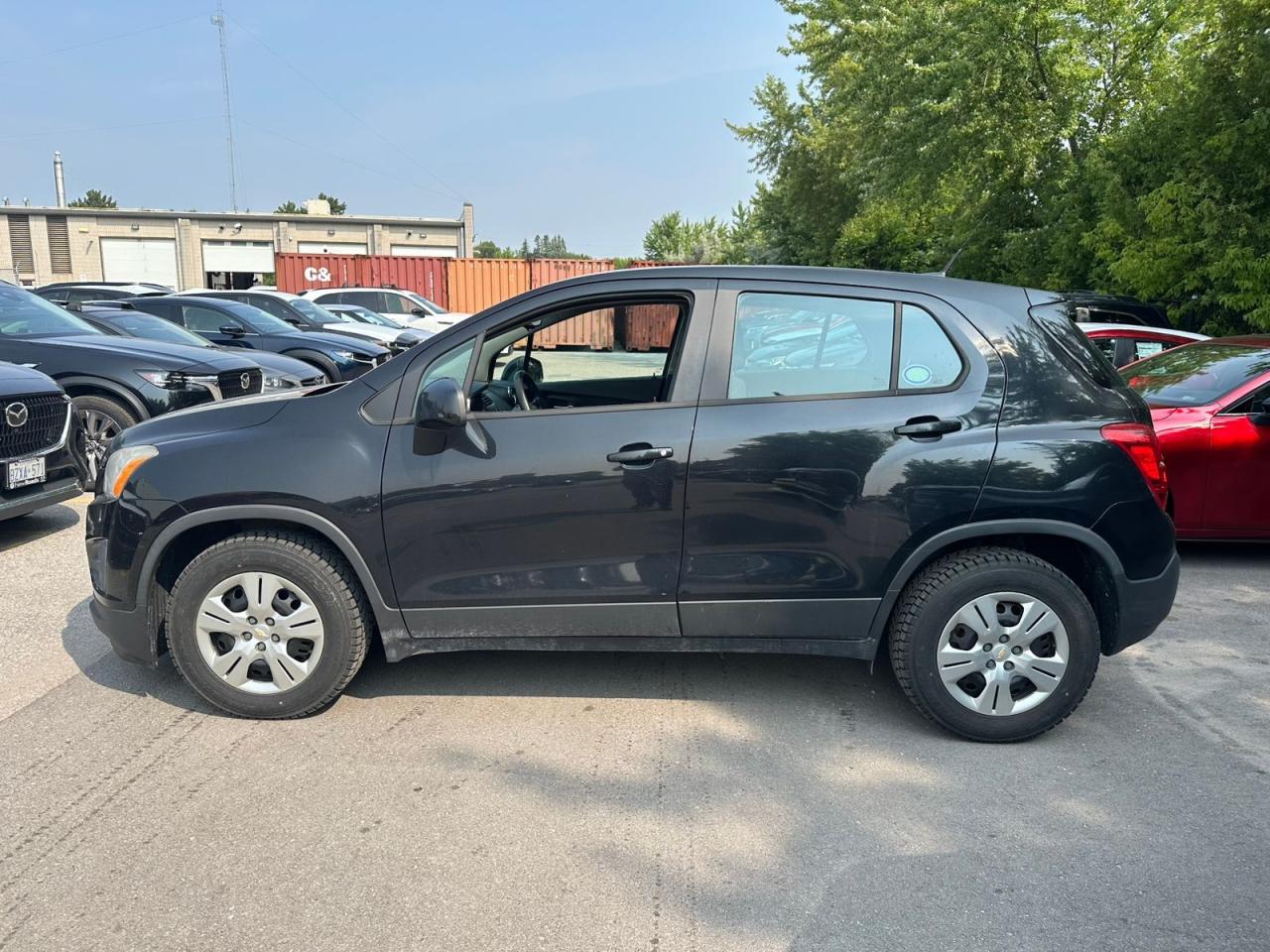 2016 Chevrolet Trax LS - Photo #4