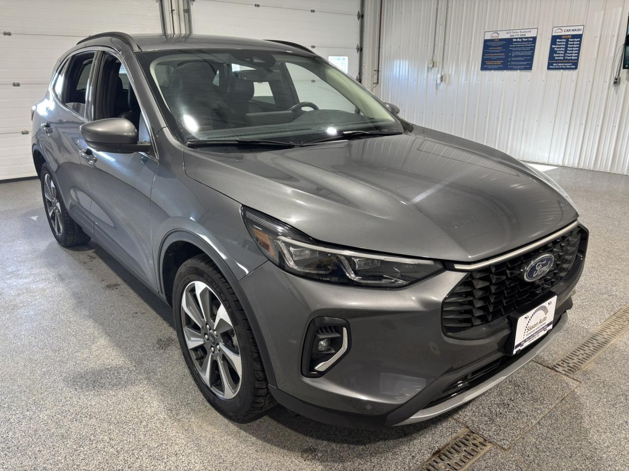 Used 2023 Ford Escape Platinum AWD for sale in Brandon, MB