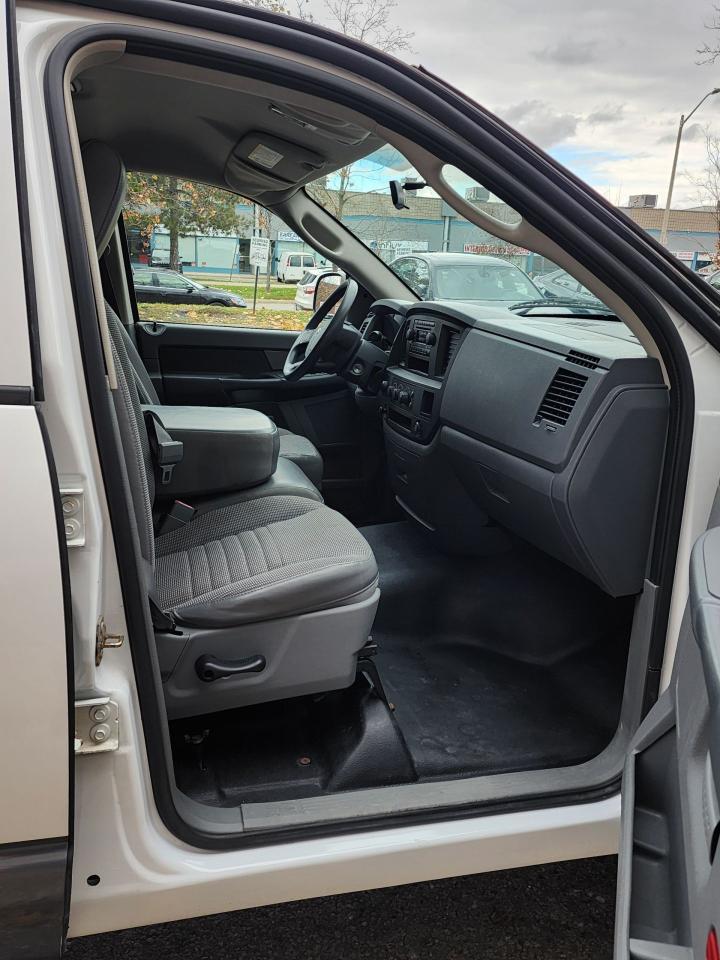 2006 Dodge Ram 1500 ST 1500 - Photo #9