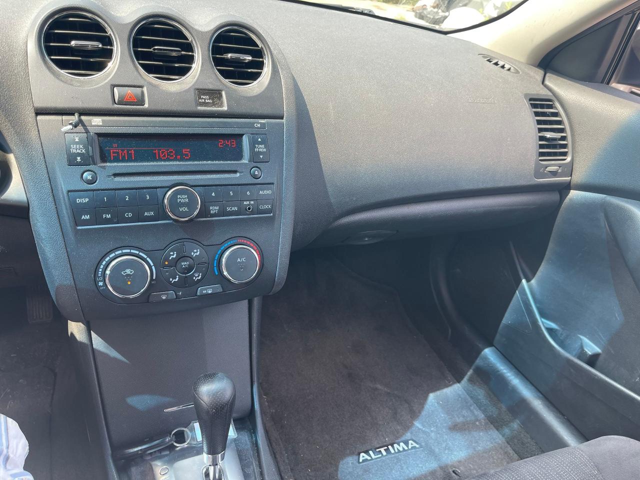 2011 Nissan Altima 2.5 S - Photo #5