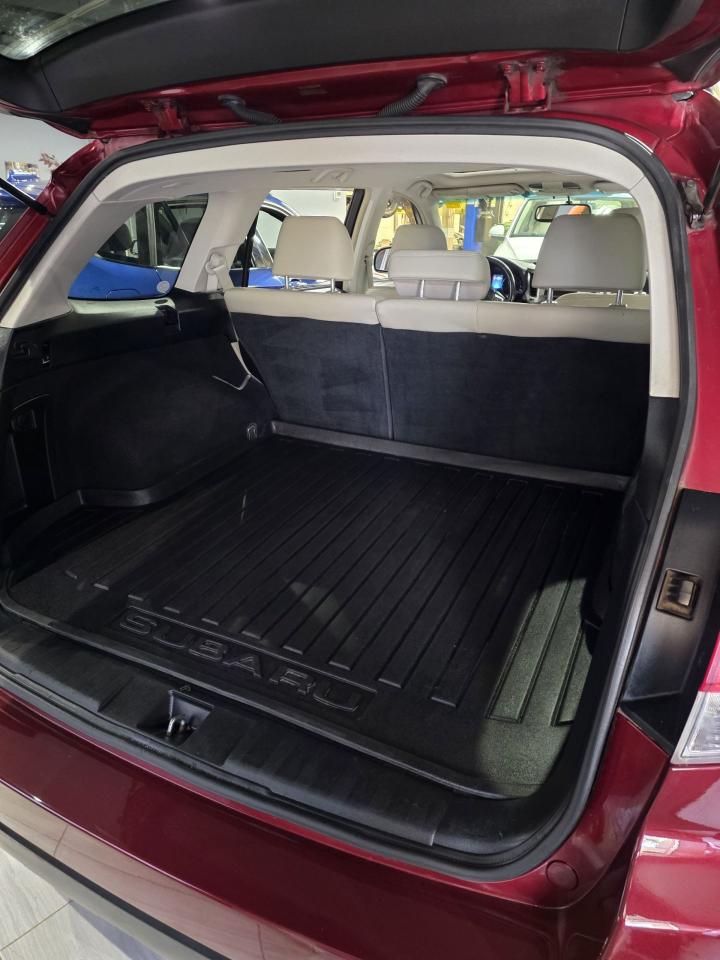 2013 Subaru Outback LIMITED - Photo #4