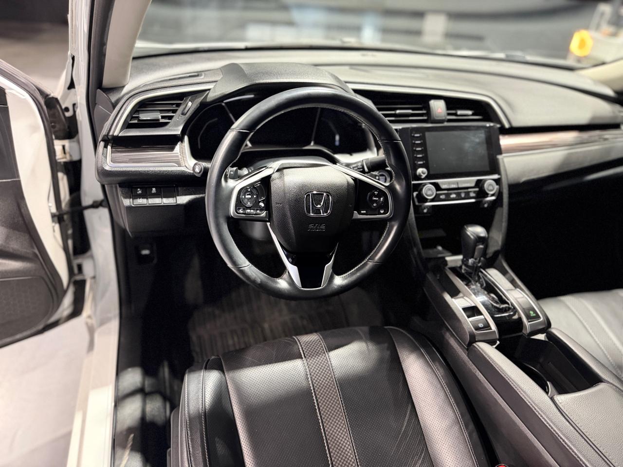 2020 Honda Civic Touring CVT - Photo #13