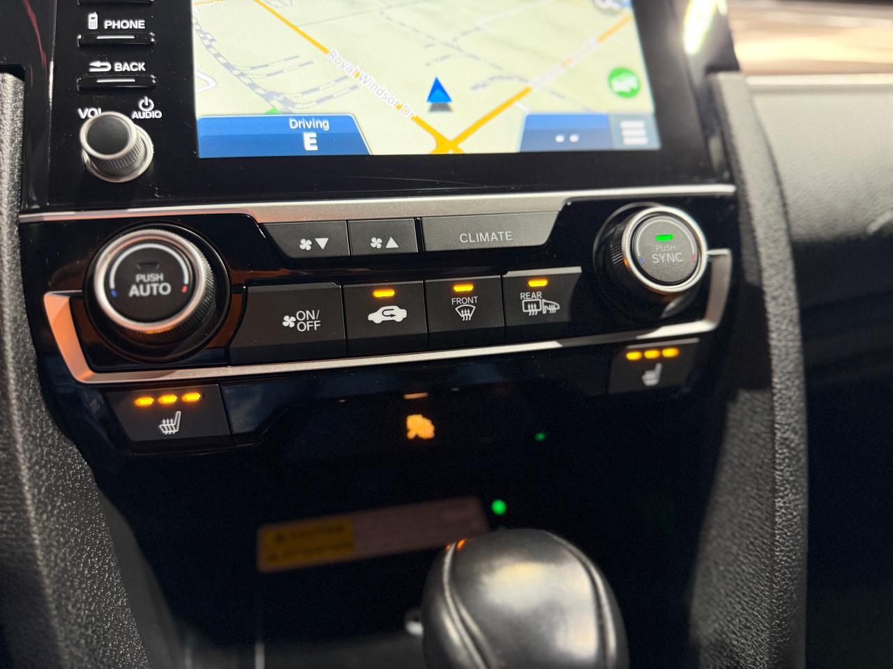 2020 Honda Civic Touring CVT - Photo #17