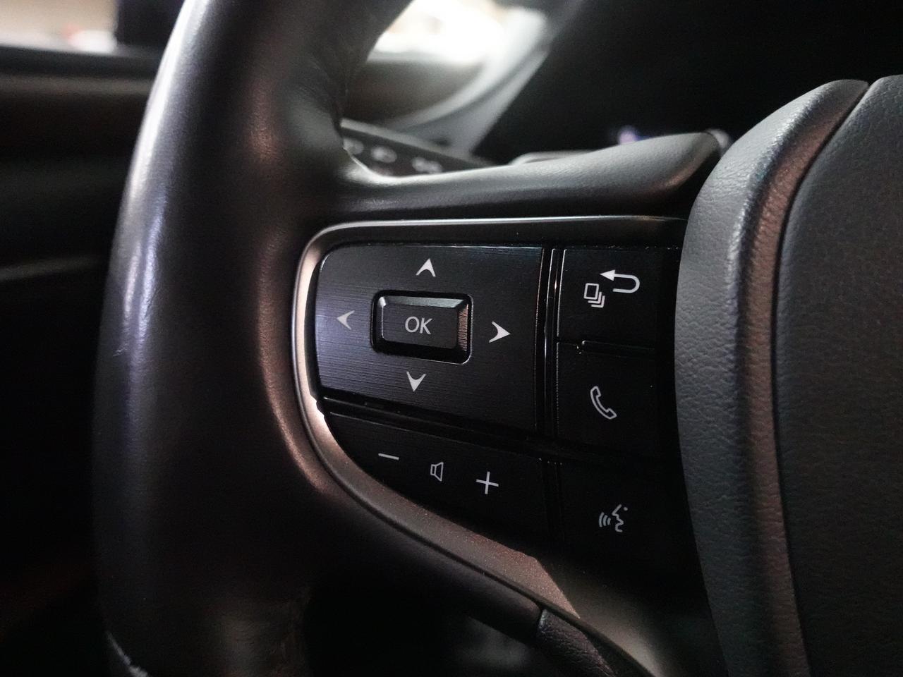 2023 Lexus ES 250 AWD | Nav | Leather | Sunroof | BSM | CarPlay Photo