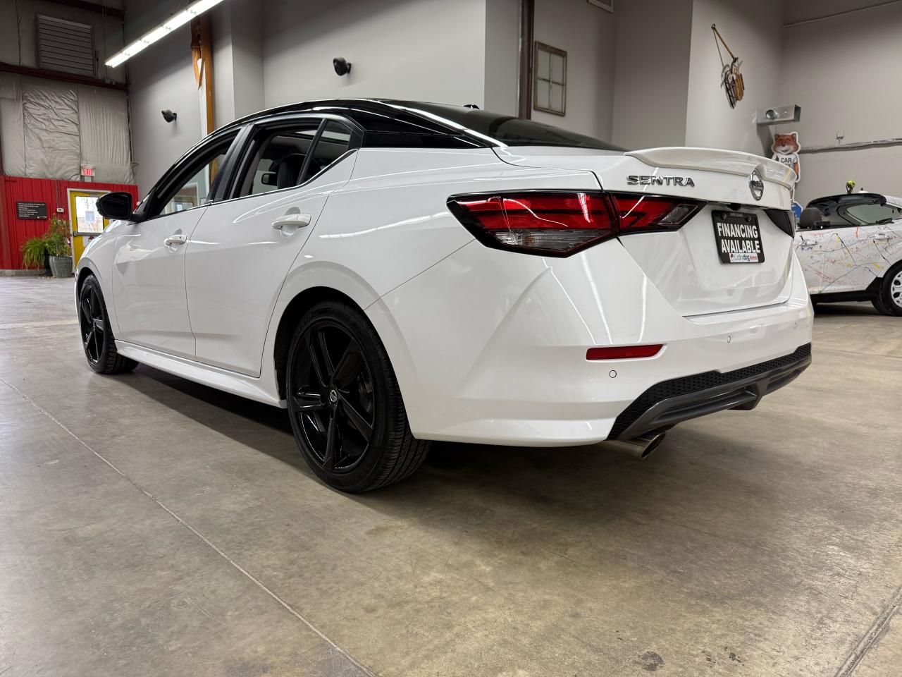 2021 Nissan Sentra SR Photo3