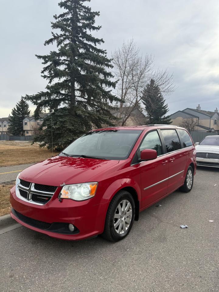 Used 2016 Dodge Grand Caravan Crew for sale in Calgary, AB