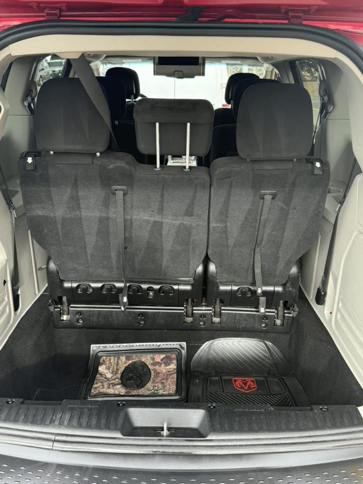 2016 Dodge Grand Caravan Crew - Photo #8