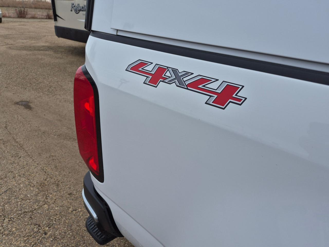 2019 Chevrolet Colorado 4WD, Canopy, BU Cam, Apple Car Play, Android Auto - Photo #12