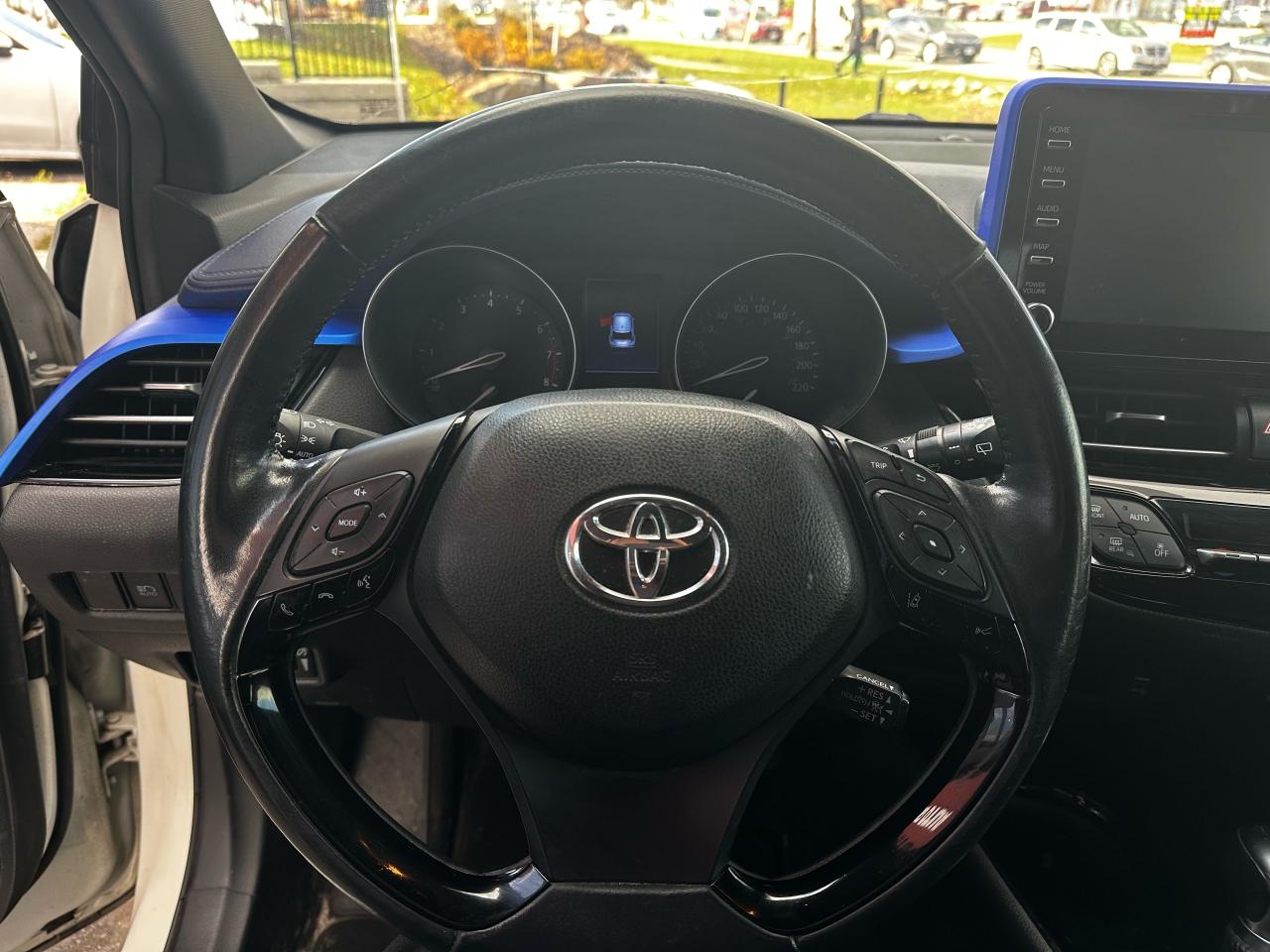 2021 Toyota C-HR XLE Premium - Photo #9