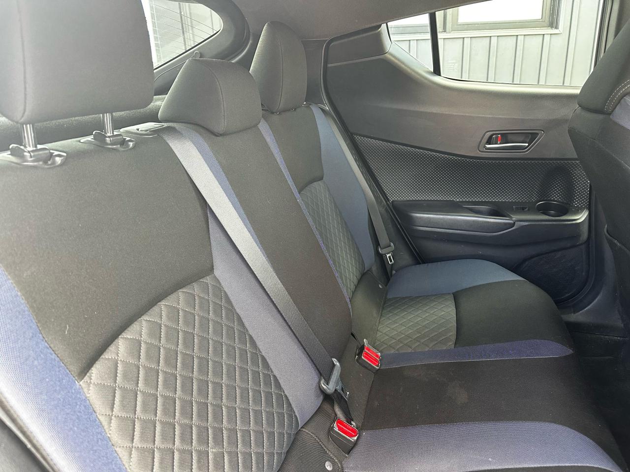 2021 Toyota C-HR XLE Premium - Photo #11