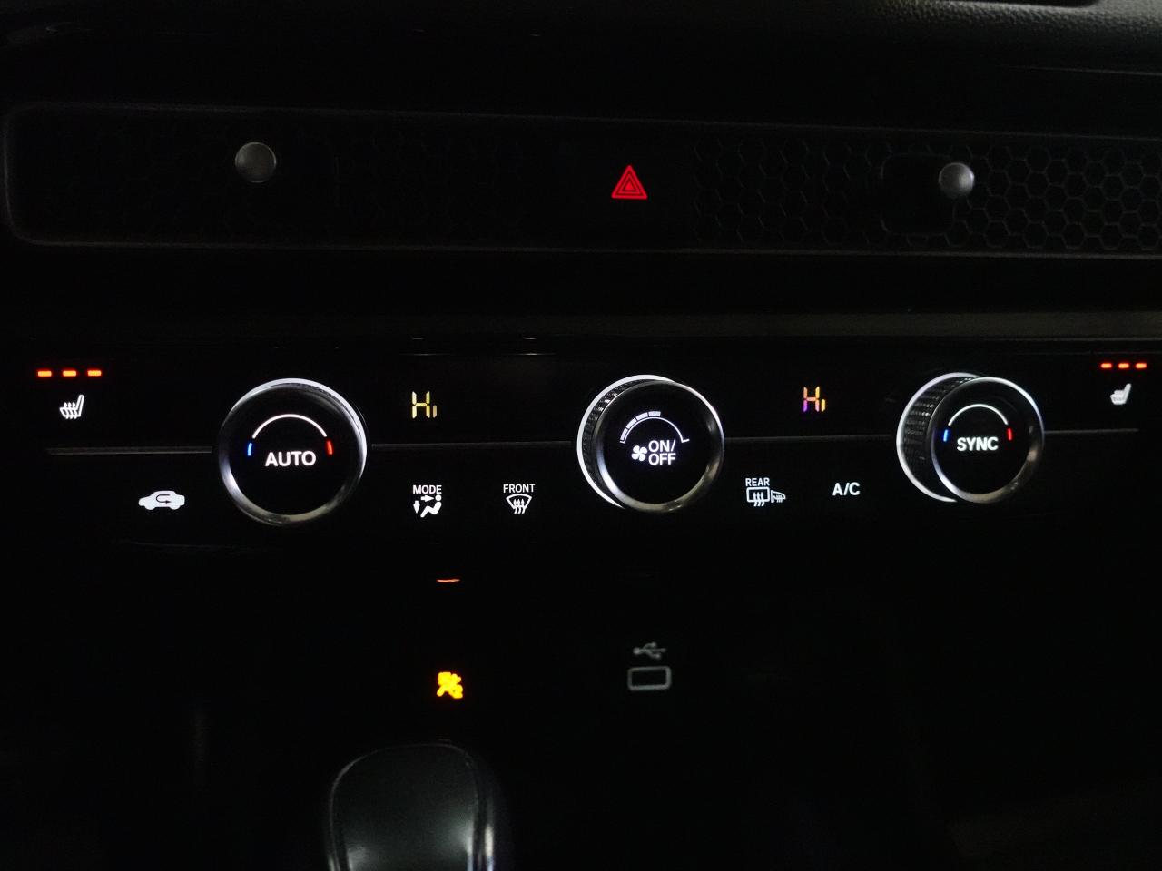 2022 Honda Civic SPORT | Sunroof | LaneWatch | ACC | CarPlay Photo