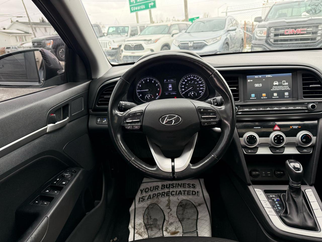 2020 Hyundai Elantra Preferred w/Sun & Safety Package - Photo #16