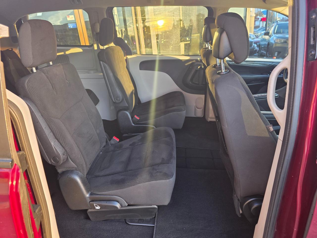 2017 Dodge Grand Caravan CVP/SXT One Owner | Full Stow N Go | Rustproofed Photo