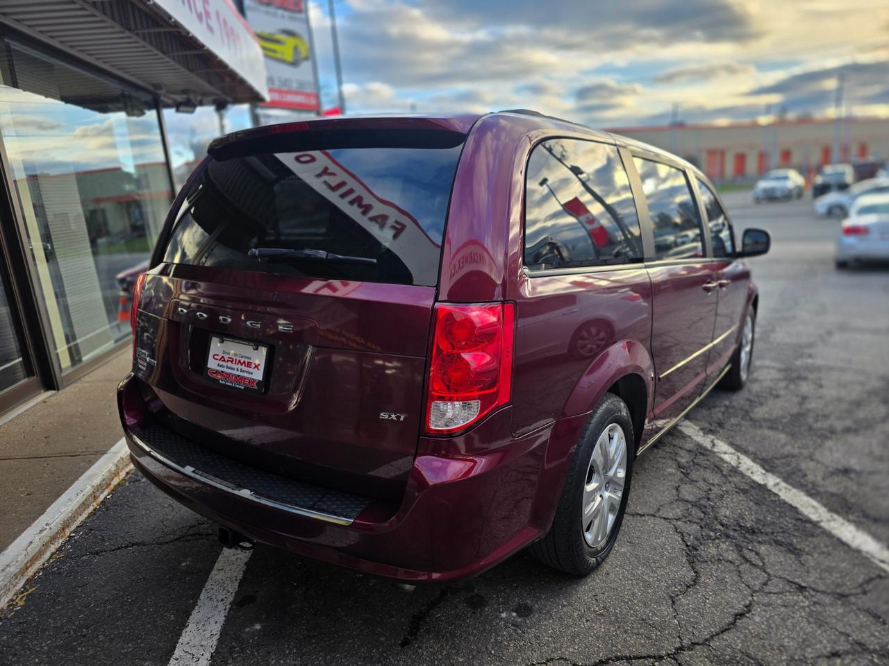 2017 Dodge Grand Caravan CVP/SXT One Owner | Full Stow N Go | Rustproofed Photo