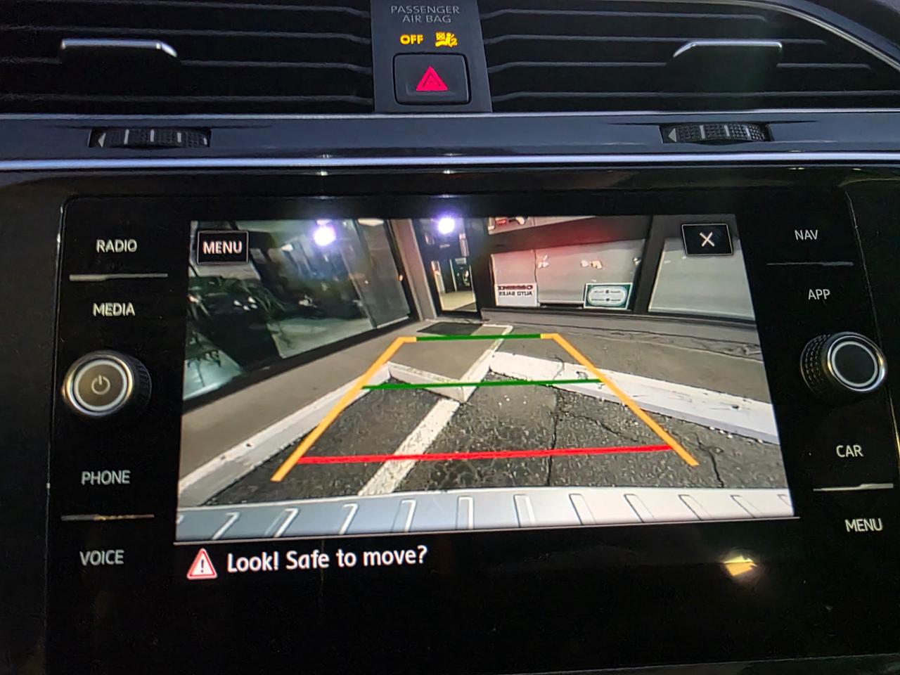 2019 Volkswagen Tiguan Highline NAVI | Leather | Sunroof | Backup Camera | Heated Seats Photo