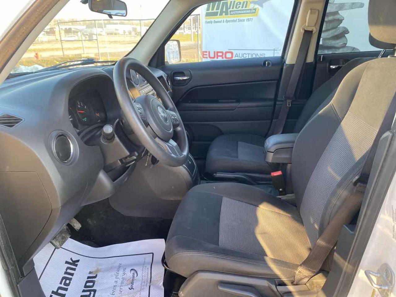 2012 Jeep Patriot  - Photo #8