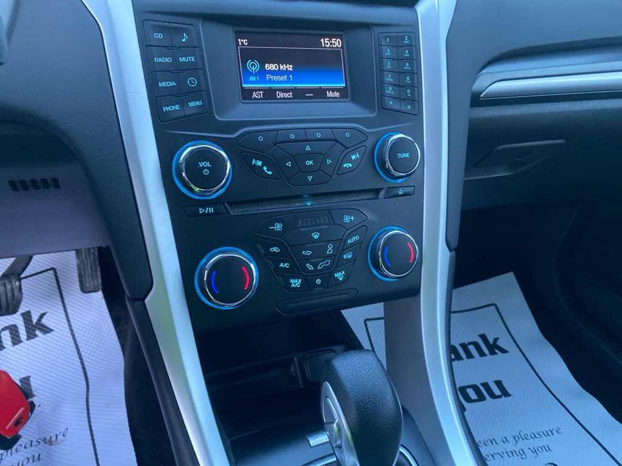 2015 Ford Fusion S Hybrid Photo