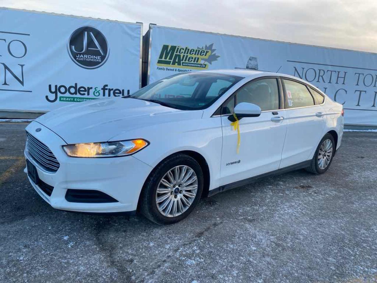 Used 2015 Ford Fusion S Hybrid for sale in Innisfil, ON