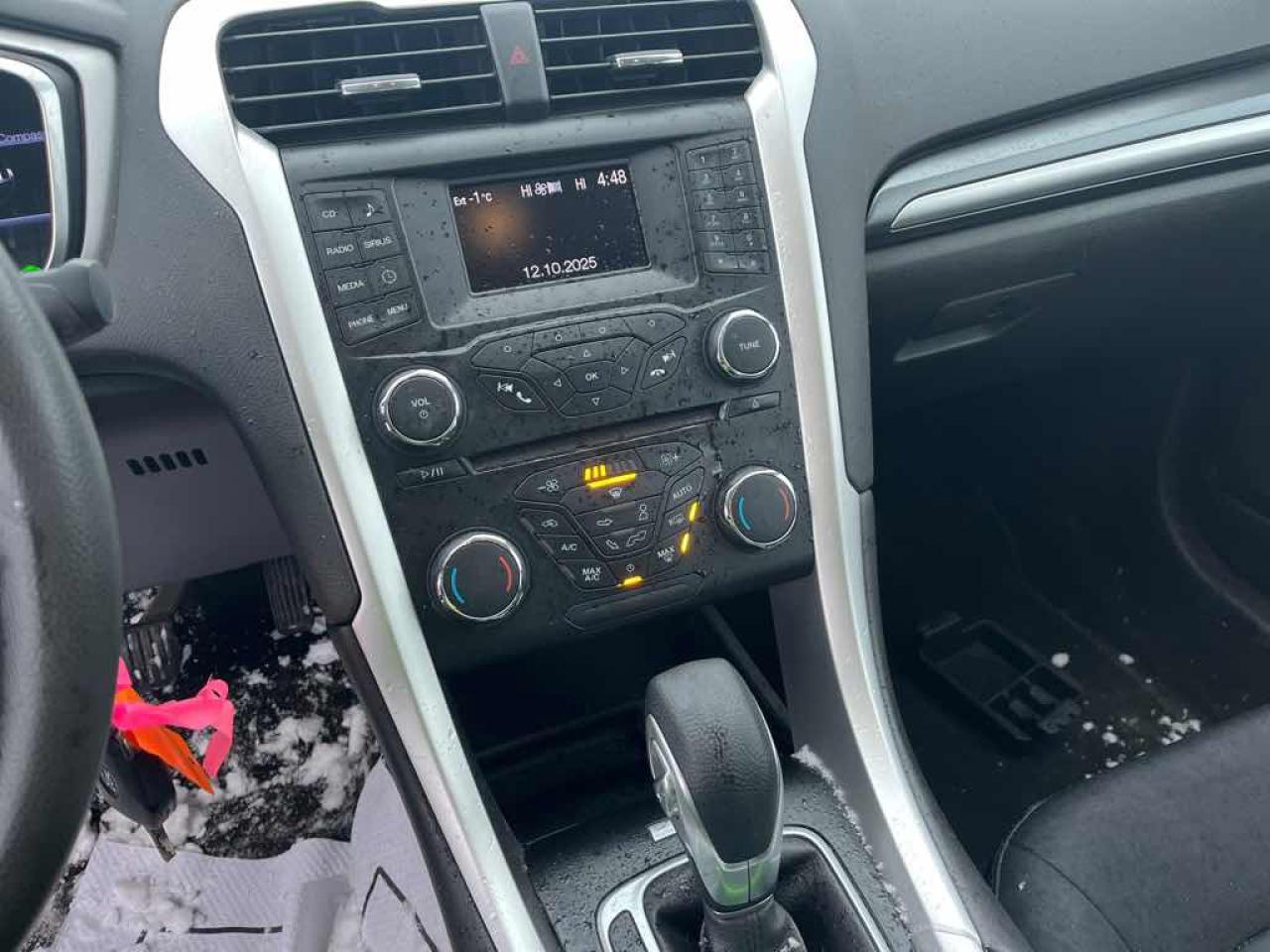 2013 Ford Fusion SE Hybrid Photo