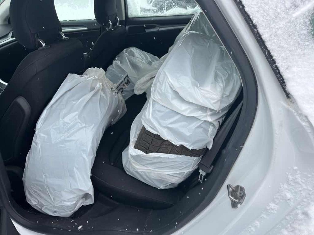 2013 Ford Fusion SE Hybrid Photo