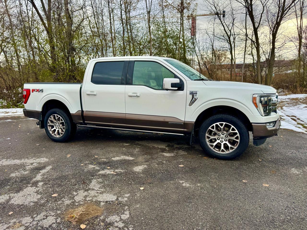 2022 Ford F-150 King Ranch Full-Hybrid One Owner | Clean Carfax Photo4